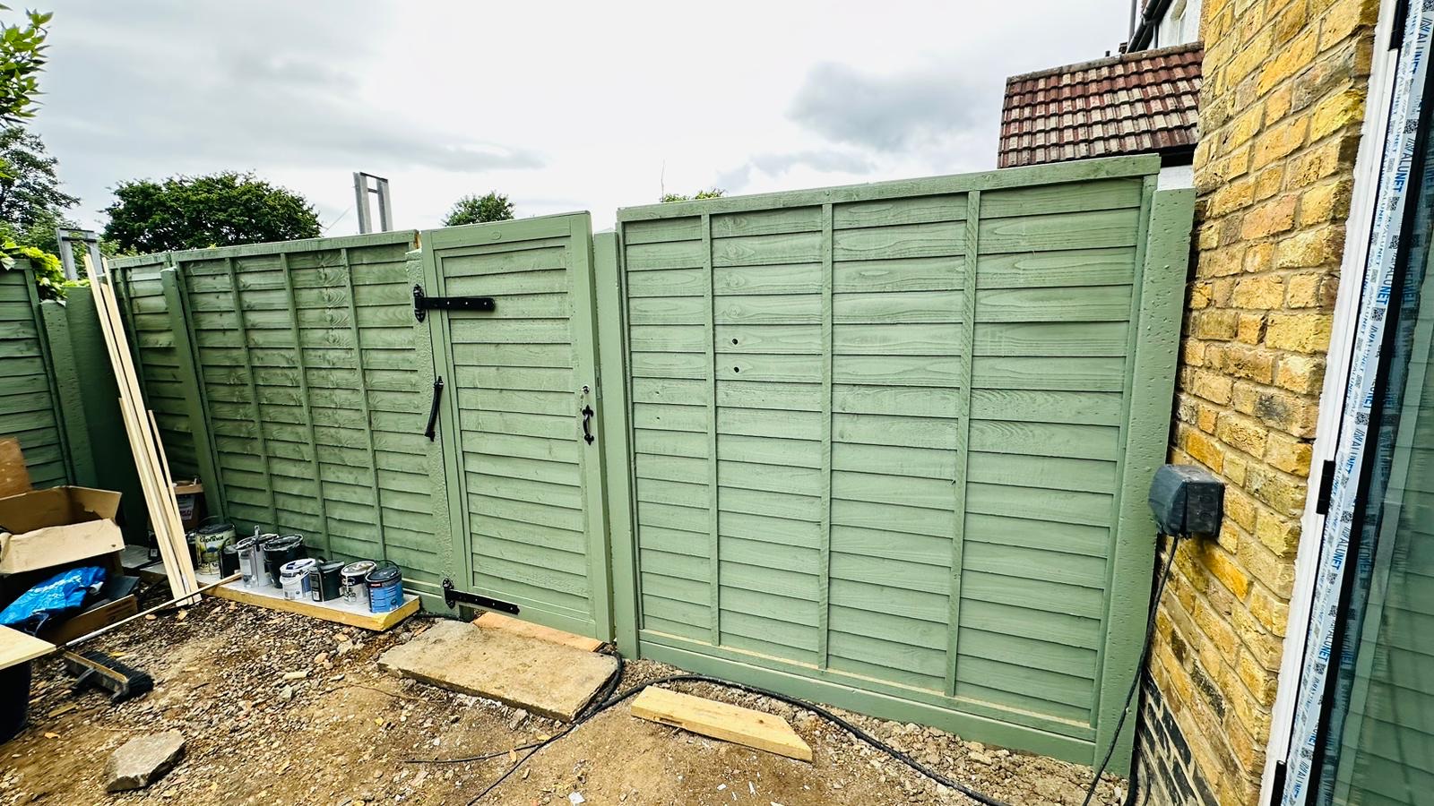 Garden Fencing & Door
